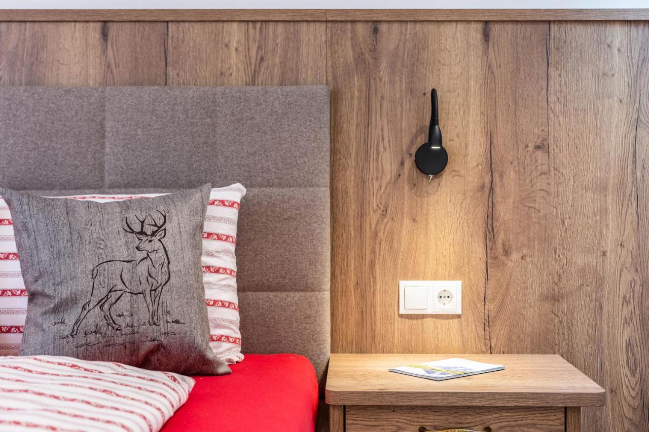 Balbeinhof Apt Hirsch Лусон Екстериор снимка