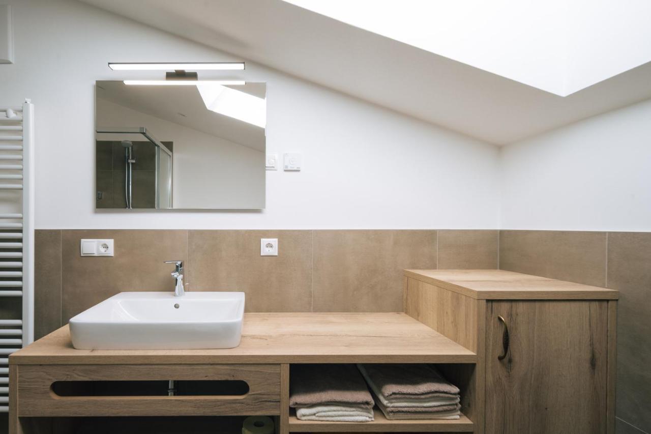 Balbeinhof Apt Hirsch Лусон Екстериор снимка